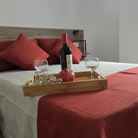 Dielma House Apartament *